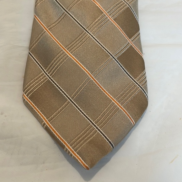 Michael Kors tan and coral striped tie 60”L x 3.5” wide - Picture 1 of 4